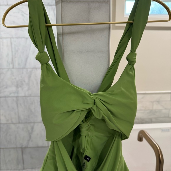 Andrea Iyamah RORA ONE PIECE - Picture 6 of 6